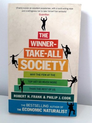 The winner take all society - carte marketing vanzari business 1995 foto