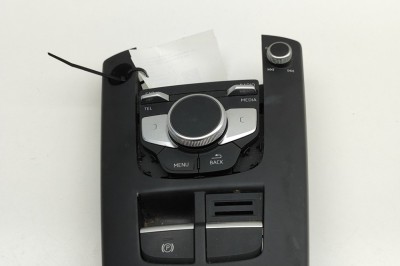 Buton de control navigație AUDI A3 Sportback 8VA, 8VF 2018 OEM: 8V0919614BB,8V19272225C 30824576 foto
