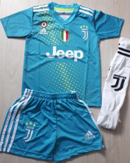 ECHIPAMENTE OFICIALE DE JOC, JUVENTUS-RONALDO,COPII 13/15 ANI,MODEL 2020 foto