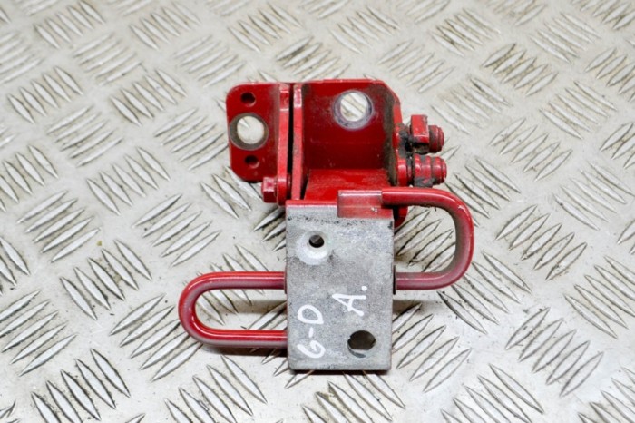 Balama ușă dreapta spate VW PASSAT Variant B7 365 2014 OEM: 3C8833412B 14962972