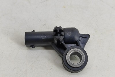 Senzor de impact dreapta spate VOLVO XC40 536 2024 OEM: 32381888 27792452 foto