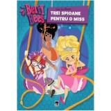 Berry Bees. Trei spioane pentru o miss - Paperback brosat - Cat Le Blanc - RAO