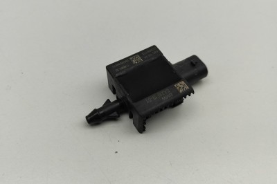 Senzor de impact dreapta spate BMW iX I20 2022 OEM: 5A26F19 | 30703987 foto