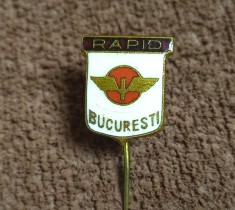 Insigna fotbal - RAPID BUCURESTI (varianta 1)