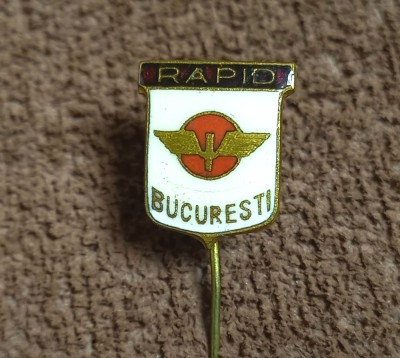 Insigna fotbal - RAPID BUCURESTI (varianta 1) foto