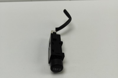 Comutator MITSUBISHI LANCER VIII CY_A, CZ_A 2008 OEM: 8610A005 | 30428605 foto