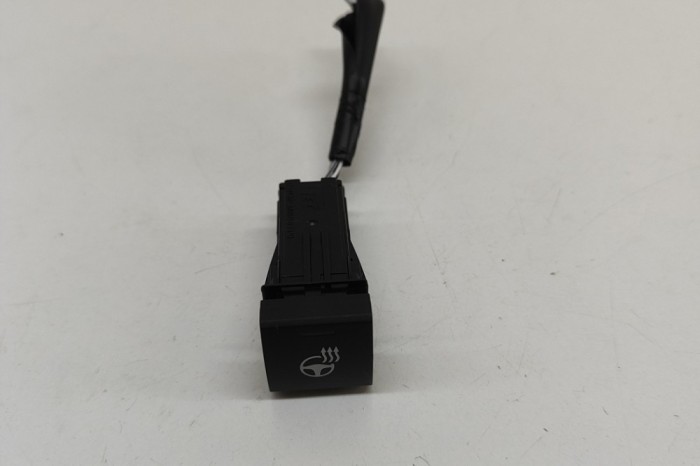 Comutator TOYOTA YARIS CROSS MXP_ 2024 OEM: 84255-16010 29565841