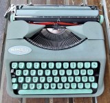 Mașină de scris vintage HERMES Baby &ndash; Elveția &ndash; Paillard