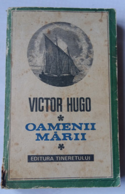 (C451) VICTOR HUGO - OAMENII MARII foto