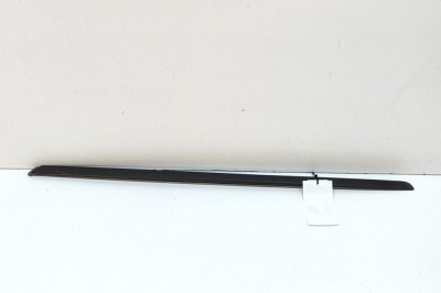 Ornament vertical parbriz dreapta AUDI Q3 Sportback F3N 2024 OEM: 83F854328C | 31860990 foto
