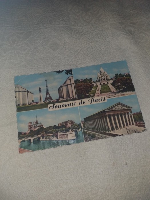 CARTE POSTALA: SOUVENIR DE PARIS