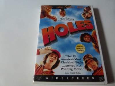 Holes, cod 1 foto