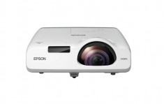 Videoproiector Epson EB-530 XGA White foto