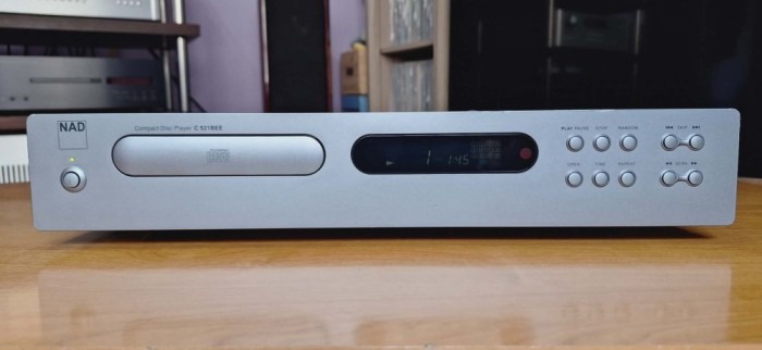 CD Nad C-521BEE Cu Telecomanda