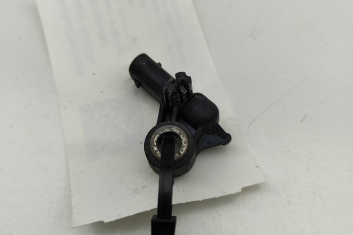 Senzor de impact dreapta față TESLA MODEL 3 2019 OEM: 1095699-00-A 31401432