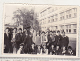 Bnk foto Ploiesti - Elevi la Scoala nr 7 Nucilor 1976, Alb-Negru, Romania de la 1950, Cladiri