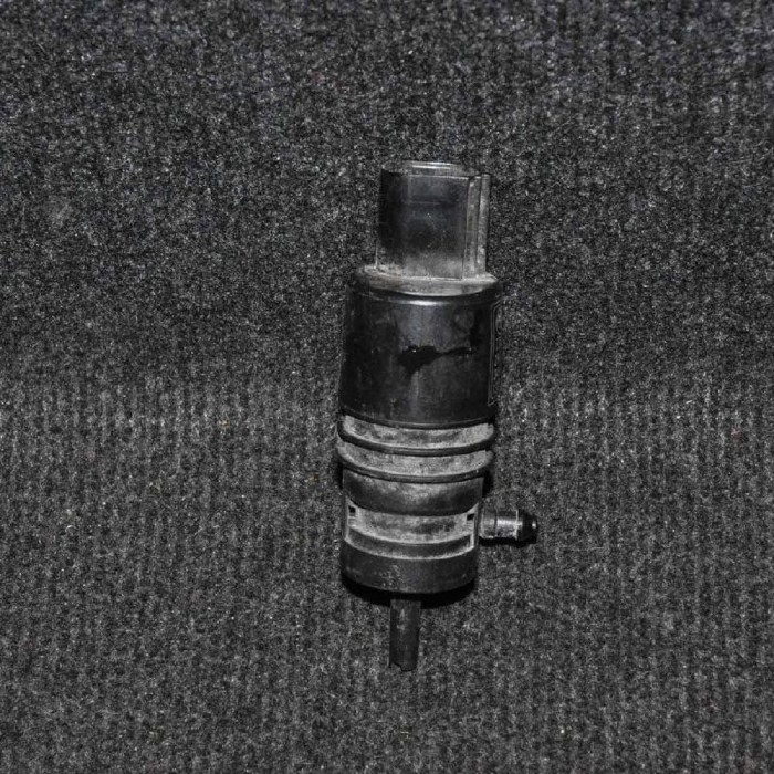 Motor rezervor lichid de parbriz BMW X1 E84 2010 OEM: 7302589 2238137