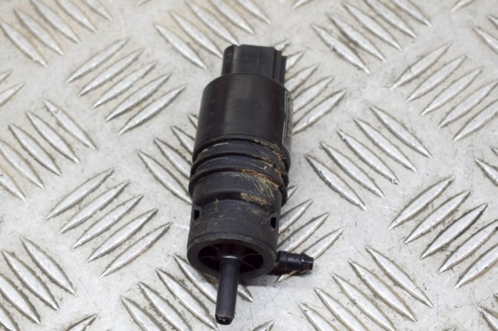 Motor rezervor lichid de parbriz BMW 3 F30, F80 2016 OEM: 7302589 14682743