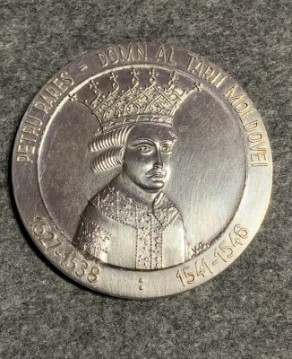 Medalie Petru Rareș domn al Țării Moldoveni argint foto