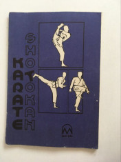 D- Carte Karate Shotokan, cu 140 technici ilustrate si explicate, 56 pagini foto