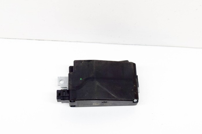Unitate de control blocare direcție PORSCHE MACAN 95B 2016 OEM: 7PP905852C,7PP.905.852.C 20485481