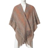 Poncho bej cu franjuri si insertii multicolore