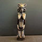 Statuetă decorativă din lemn &ndash; China (23,5 cm)