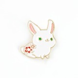 Brosa martisor iepuras alb