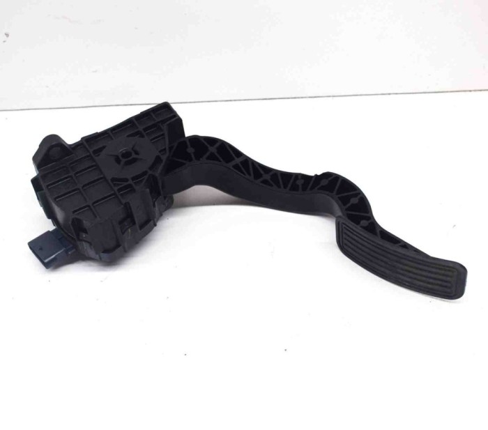 Pedala de accelerație TESLA MODEL 3 2021 OEM: 1011298 17132852