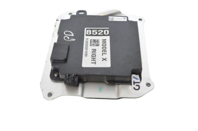 Modul de control ușă dreapta față TESLA MODEL X 2019 OEM: 1050183-00-E 25251376 foto