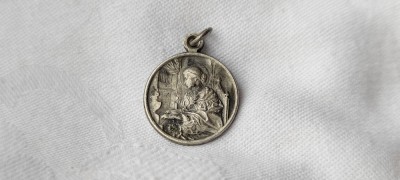 MEDALION SFANTA cu PAPA PIUS XI pe verso VECHI manopera EXCEPTIONALA de colectie foto