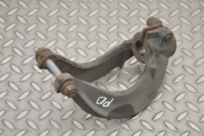 Braț inferior dreapta față BMW X5 F15, F85 2017 OEM: 6851581 17638564