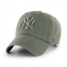 47brand șapcă de baseball din bumbac MLB New York Yankees culoarea verde, cu imprimeu B-RGW17GWSNL-MSA