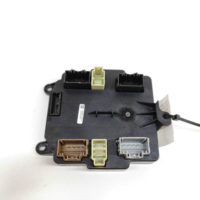 Modul de control ușă dreapta spate TESLA MODEL X 2016 OEM: 1062056-10-B 27193919 foto