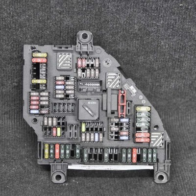 Panou de siguranțe BMW 5 F10 2014 OEM: 9267980 2093570 foto