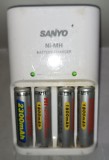 Incarcator SANYO 4 acumulatori AA + 4 acumulatori Ni-MH
