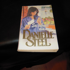 LOT de 2 carti DANIELLE STEEL: Sa iubesti din nou si Caleidoscop, stare BUNA