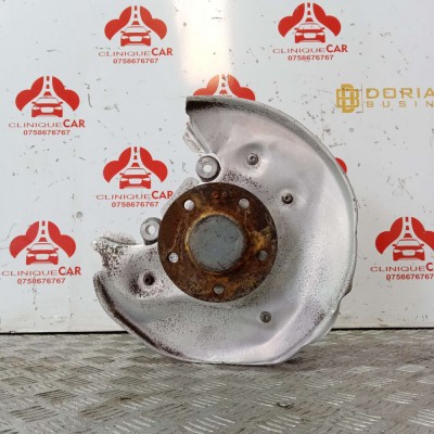 Fuzeta Spate Stanga Audi A4 B8 2008 - 2016 foto