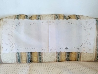 Napron/ Centru de masa Vintage din bumbac cu broderie manuala - BEJ foto