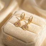 Cumpara ieftin Cercei Floarea Inimii , Cercei placati 18K Brazilia, margarete cu cristal roz