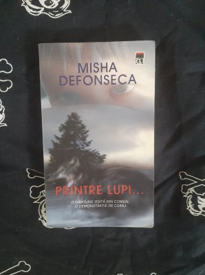 Misha Defonseca - Printre lupi... foto