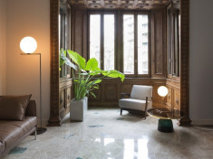 Lampadar IC F2 ottone by Michael Anastassiades foto