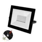 Proiector cu LED si fotocelula 70W 70W lumina alba 7000lm L 295mm W 245mm h 55mm