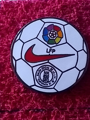 Insigna fotbal - Liga Profesionista de Fotbal din SPANIA foto