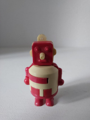 Jucarie romaneasca veche robot robotel anii 80 plastic mic rosu cu alb foto