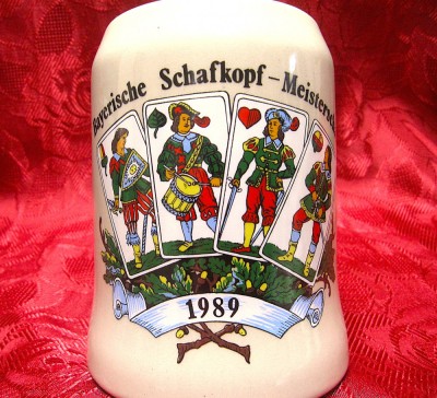 HALBA CERAMICA WEST GERMANY DECOR CARTI DE JOC CAMPIONAT BAVAREZ ANUL 1989 foto