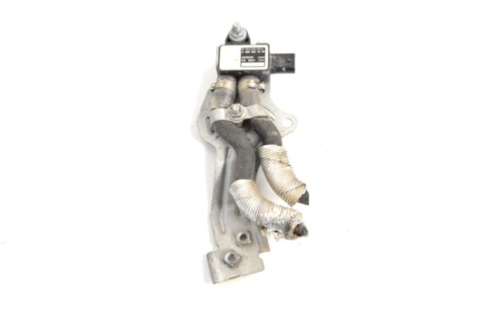 Senzor de presiune DPF MERCEDES-BENZ GLC X253, C253 2019 OEM: A0009057809 13700751