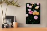 Tablou Canvas, "Simfonia florilor primăvăratice &icirc;n grădină", Flori, Lalele, Roz, Galben, Verde, Petale, Grădină, Natură, Frumusețe, Primăvară, 26 x 39
