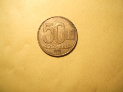 50 LEI 1992 / VARIANTA CU 9 ROTUNJIT foto