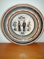 Farfurie de colectie veche de perete Rhodes Grecia realizat pictat manual cuplu grec arta ceramica decorativa Rodos